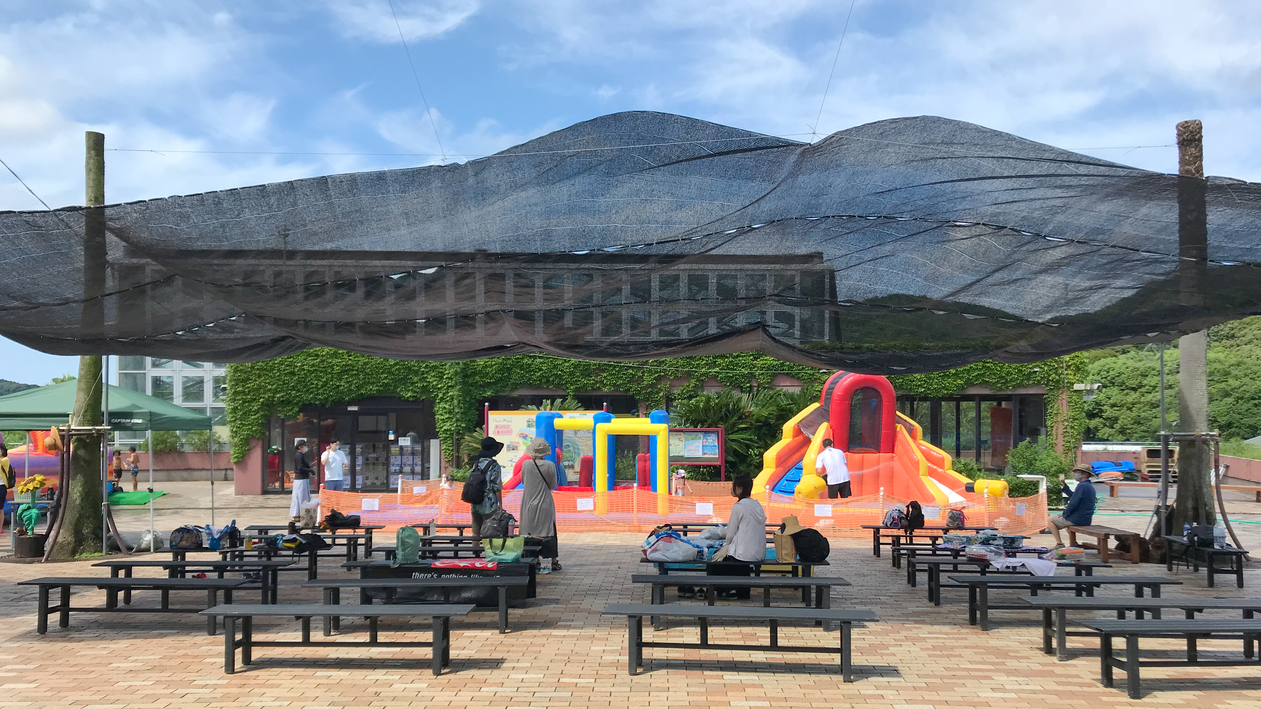 【夏季限定】水遊び広場 ミニプール&スライダー画像