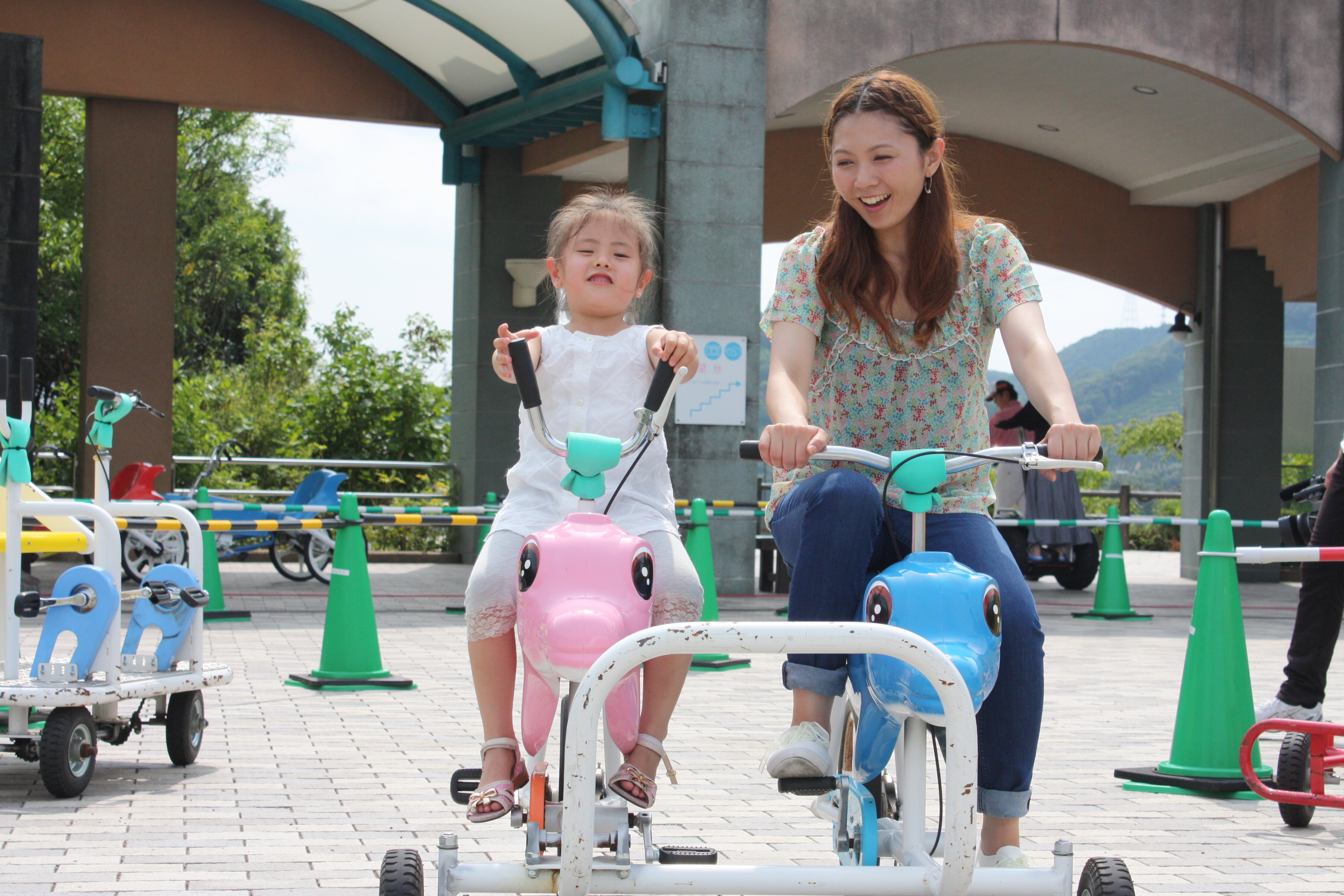 9月以降の園内アクティビティ(ふわふわ広場、ふわふわマット、おもしろ自転車）の営業について 画像